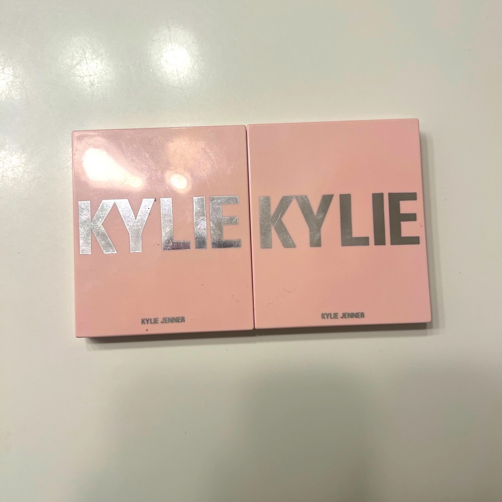 Kylie Cosmetics highlighters